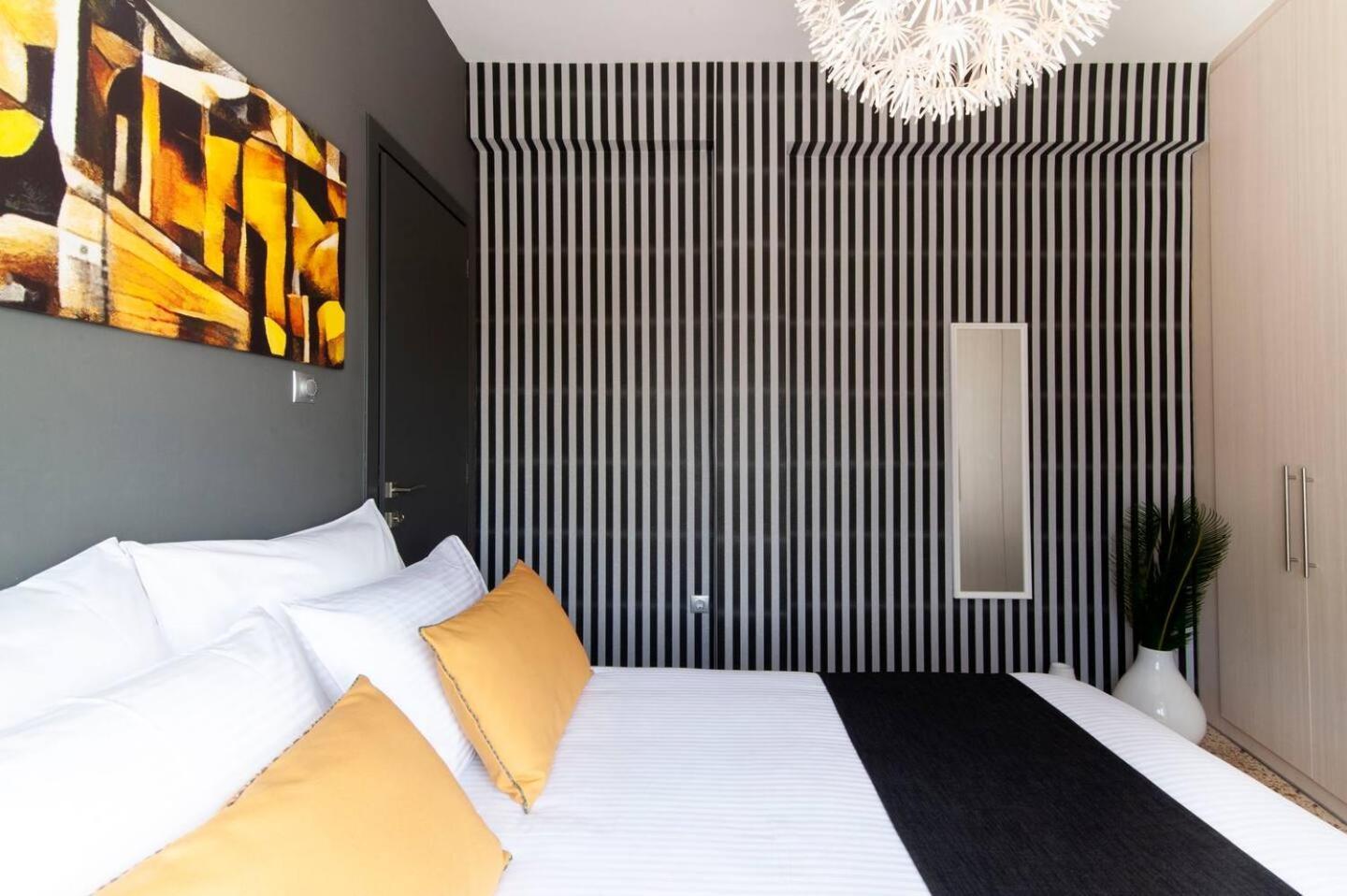 Ma Maison Nο 1, Penthouse, Acropolis And Lycabettus View, Ultra High Speed Internet 300 Mbps, 15' To Acropolis By Metro, 1' From Metro Station Athen Exterior foto